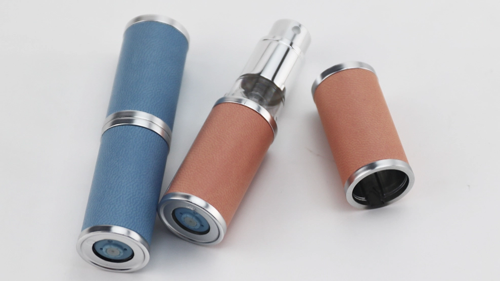 The Advantages of Leather Perfume Atomizers: Style, Versatility, and Ultimate Convenience